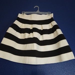 NESLAY Designer Pleated A Line Skirt L Womens Elastic Waist Striped Navy White